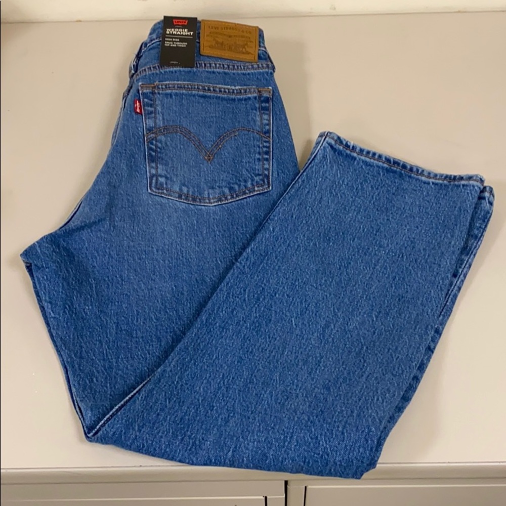 🔥🔥🔥NEW Levi’s Premium Wedgie Fit Straight Jeans - Picture 9 of 13